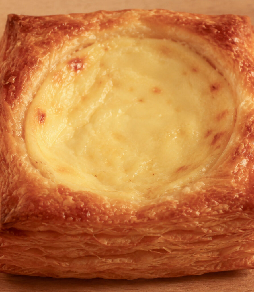 close-up cream cheese danish
